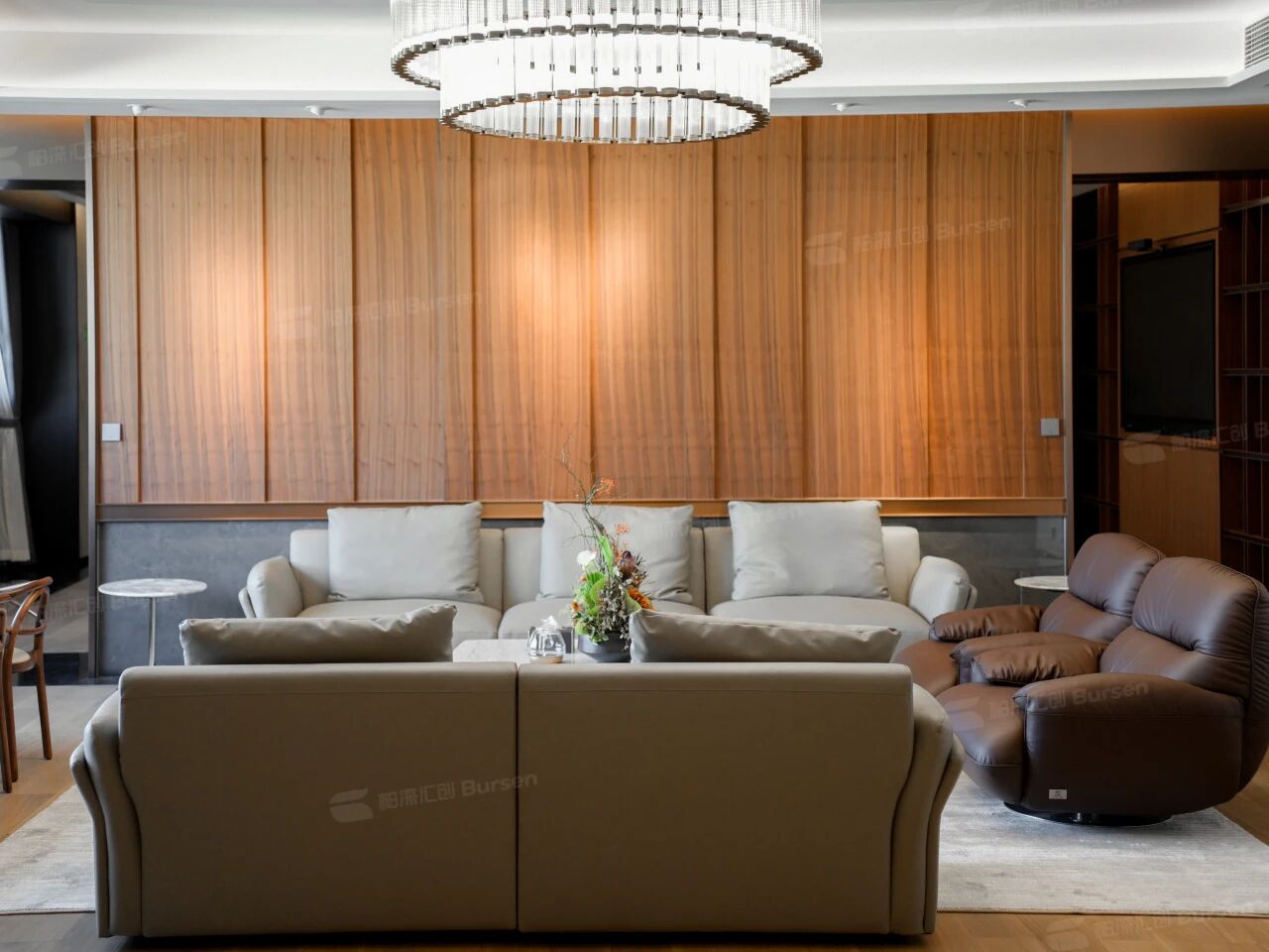 1200m²钢制企业办公实景