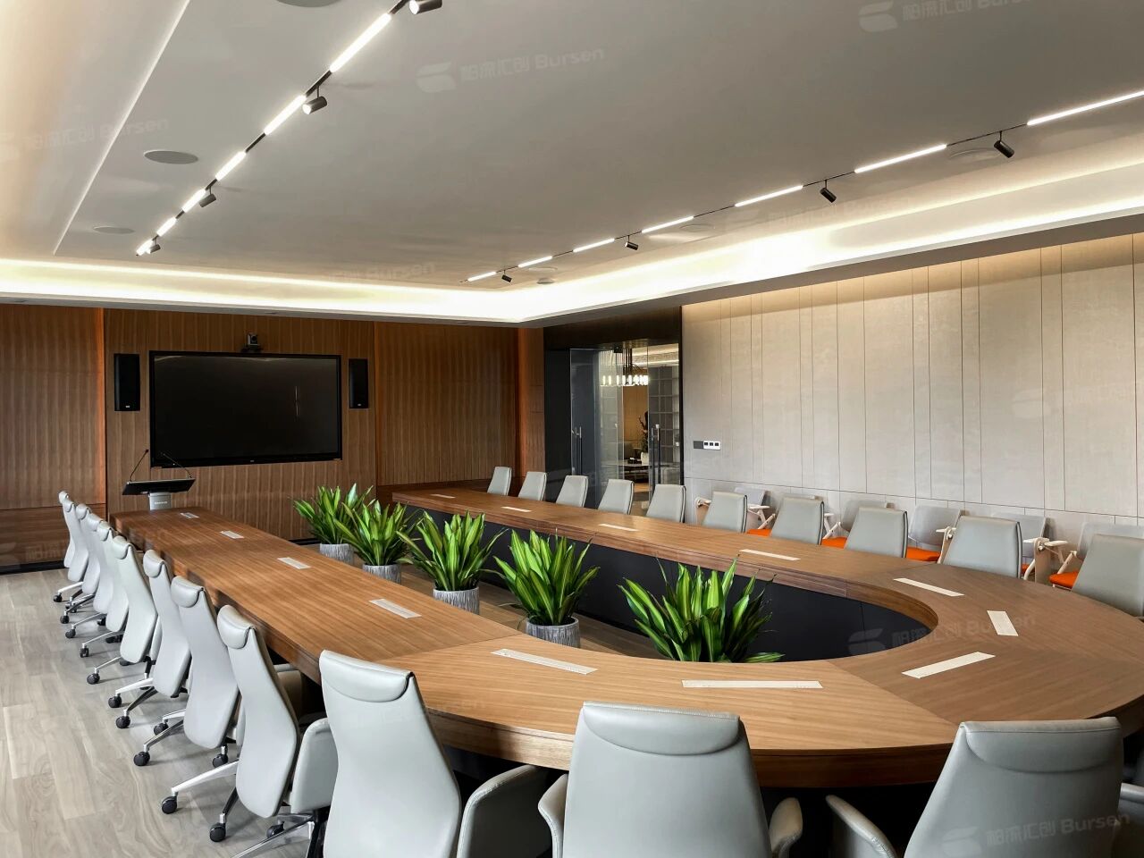 1200m²钢制企业办公实景