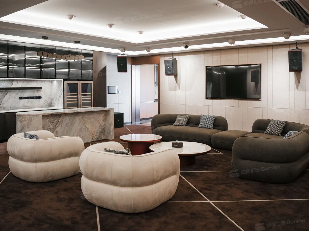 1200m²钢制企业办公实景