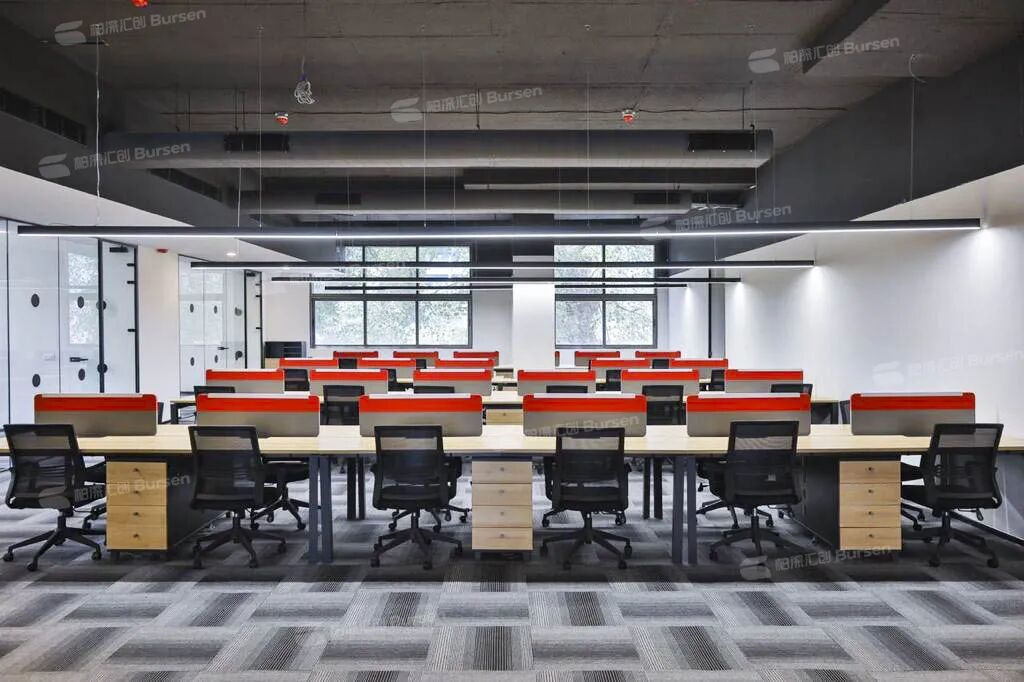 FEROZR'S Office Space