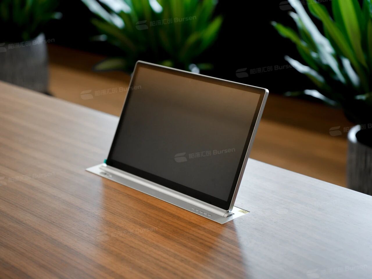 1200m²钢制企业办公实景