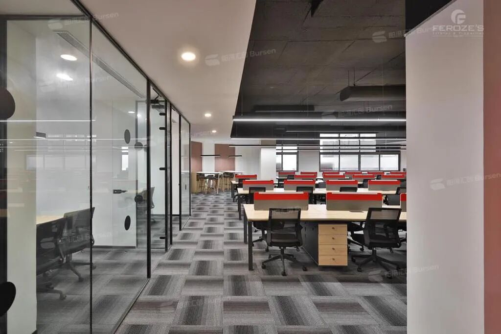 FEROZR'S Office Space